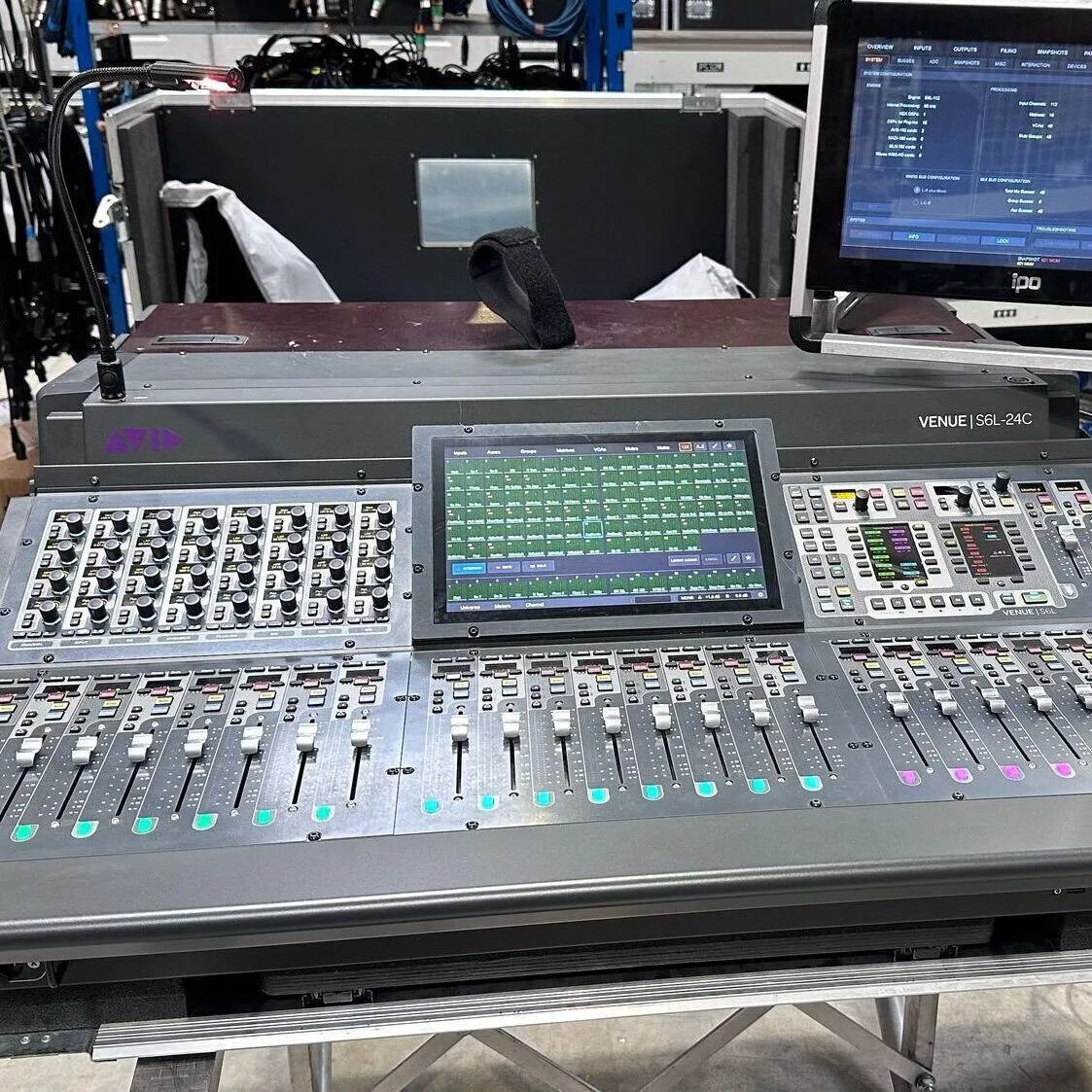 Avid VENUE S6L-24C