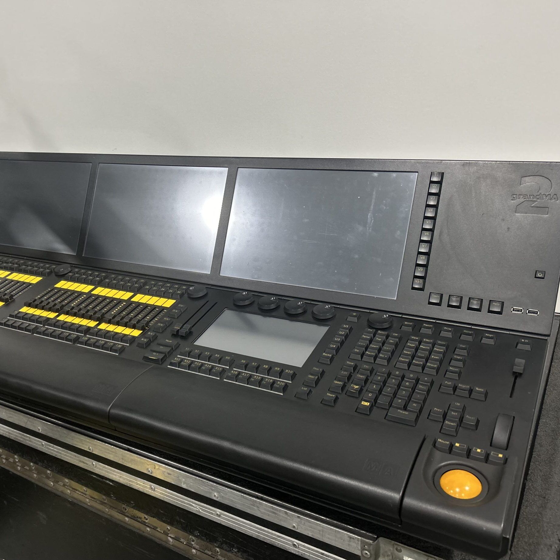 GrandMA2 Full Console