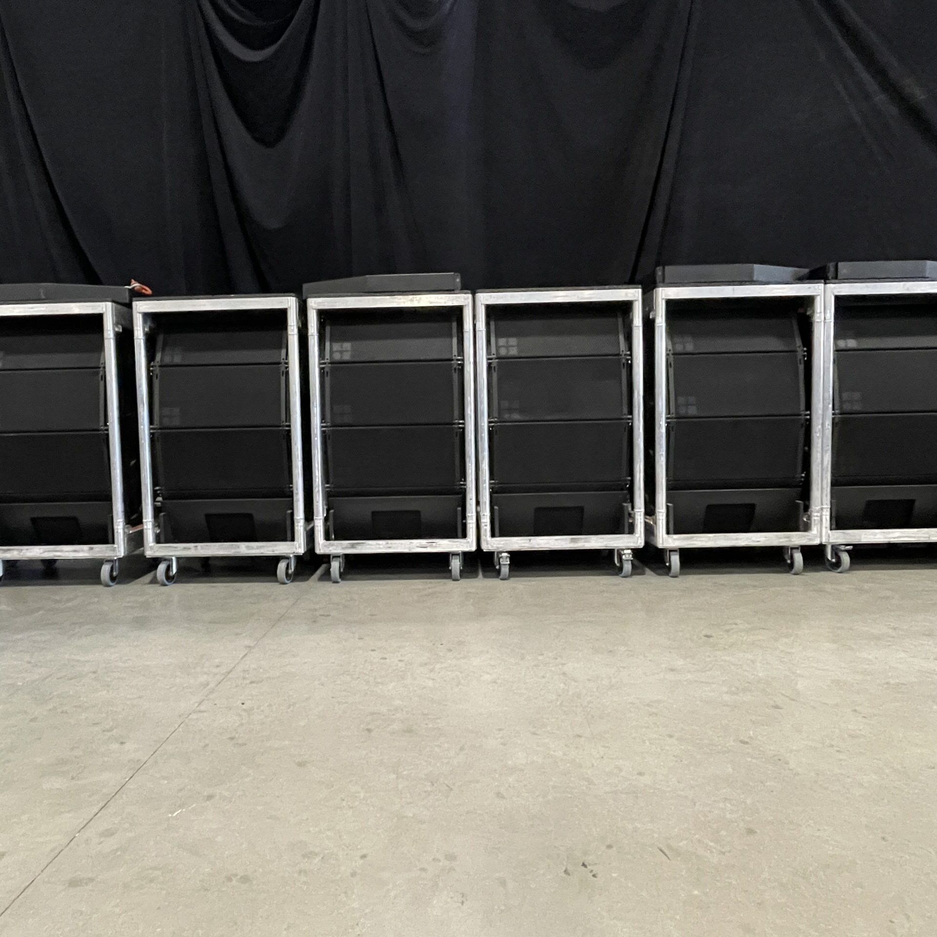 D&B V Series