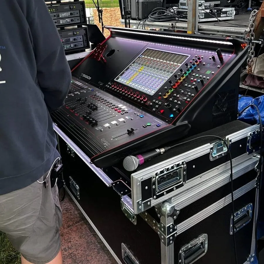 DiGiCo Quantum Q225