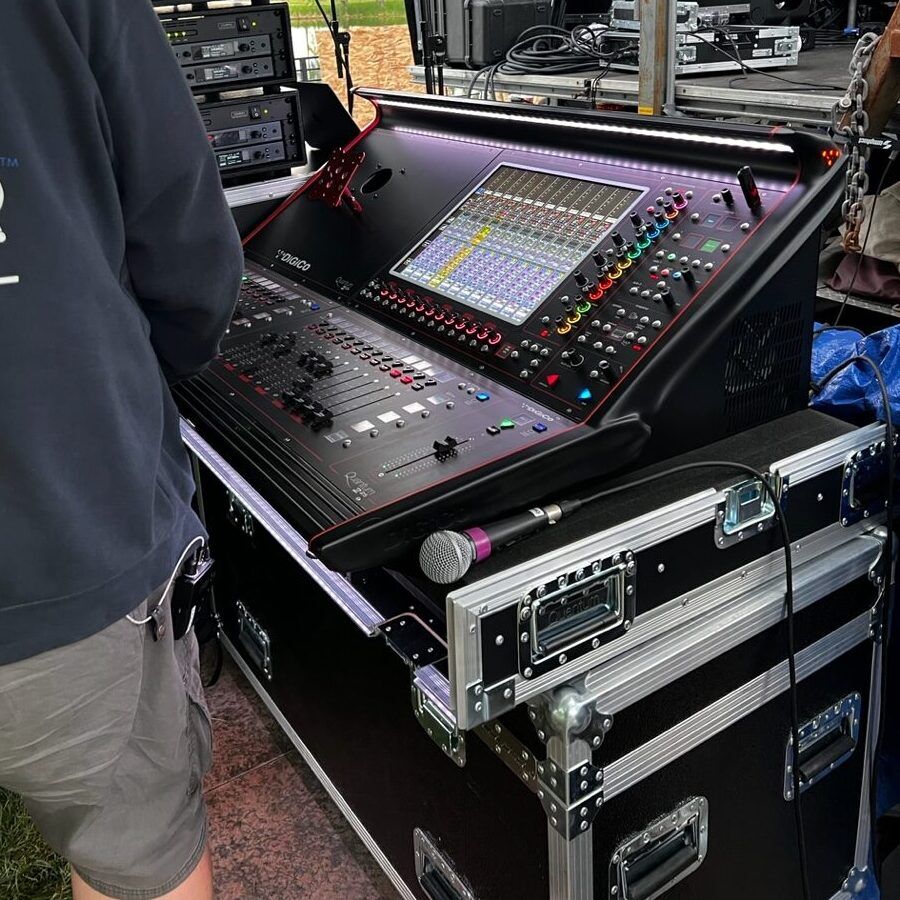 DiGiCo Quantum Q225