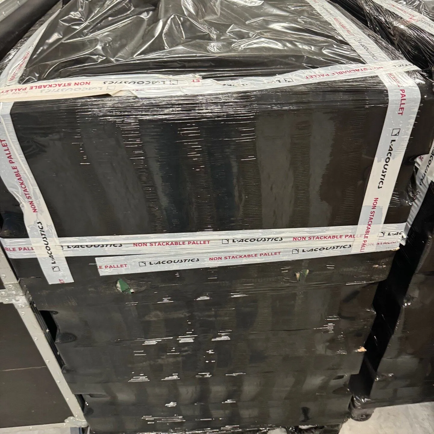 L-Acoustics LA-RAK II AVB