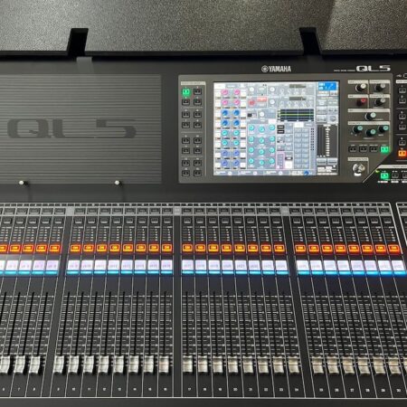 Yamaha QL5 Mixing Console