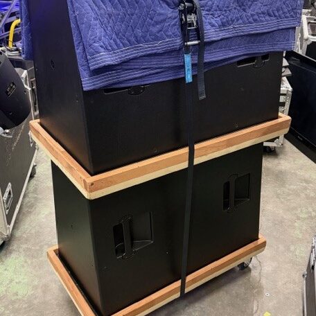 Meyer Sound ULTRA-X82 Meyer Sound ULTRA-X82